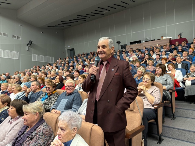 В Кунгуре отметили День пожилого человека