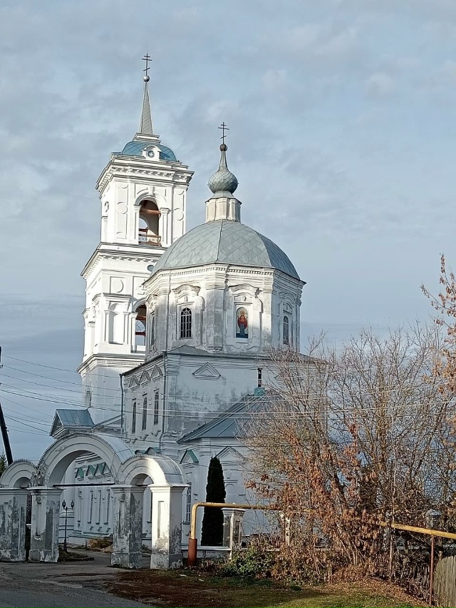Прогулки по Алатырю :
НИКОЛО-ЗНАМЕНСКИЙ ХРАМ