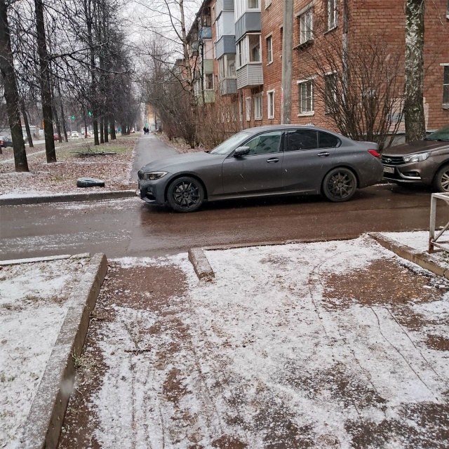 И как тут жители Пятерки пройдут?