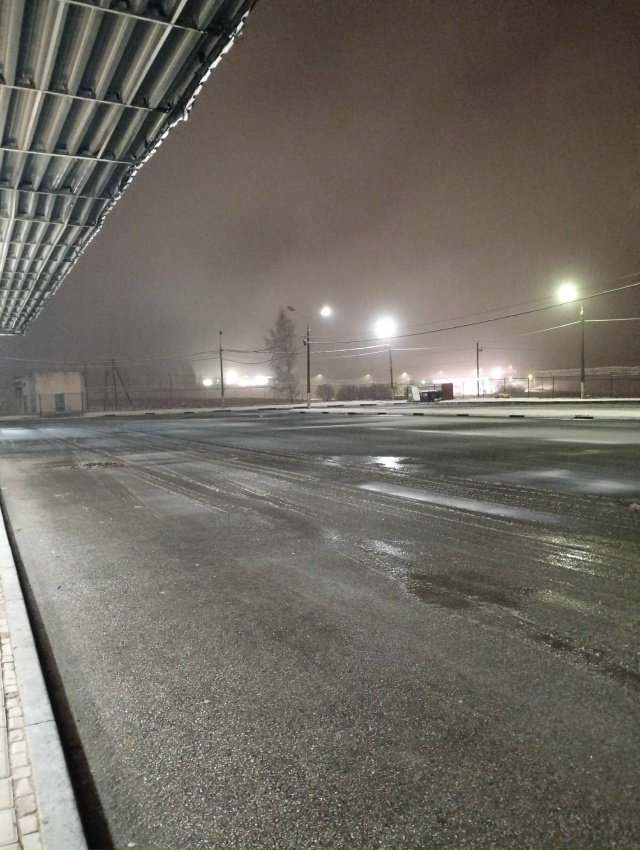 Утро 15.11, территория автовокзала, не работают 8 фонарей ...