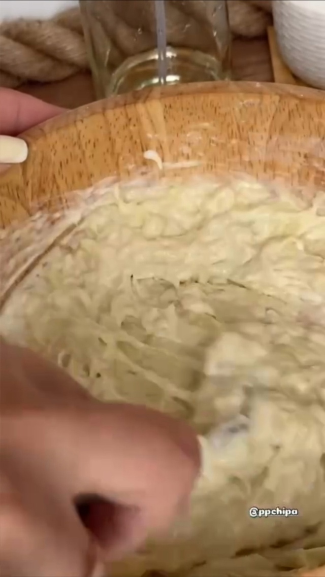 Потрясающие лёгкие кабачковые драники с начинкой, кот?...