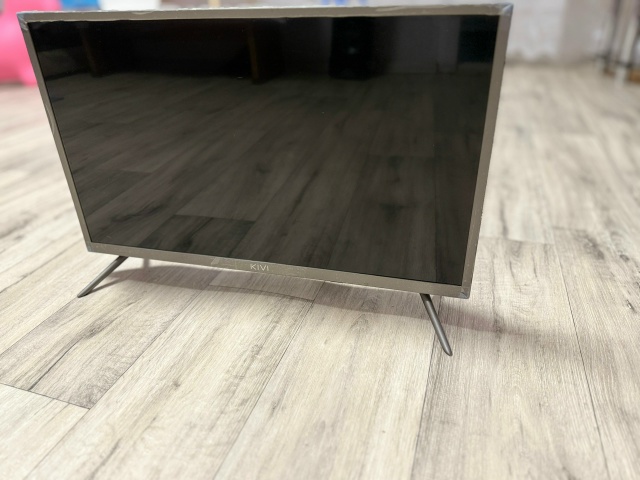 Продам телевизор KIVI HDMI, в отличном состоянии и в пленке...