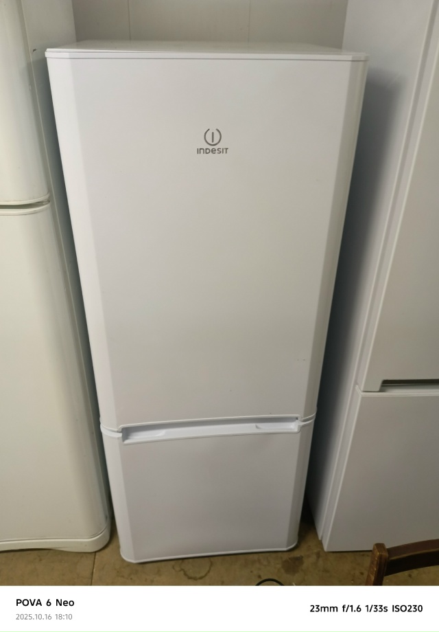 Продажа холодильников.и морозильная камери б/у в испра...