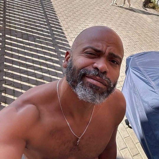 Мигель, прославленный хореограф, лишился своего имени....