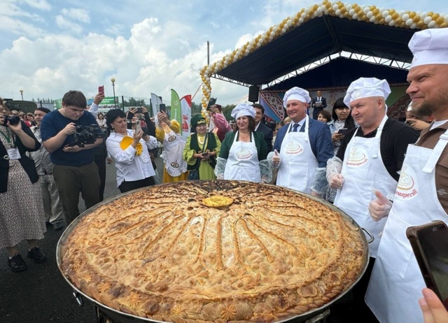 В Башкирии на фестивале национальной кухни «Бэлешфест...