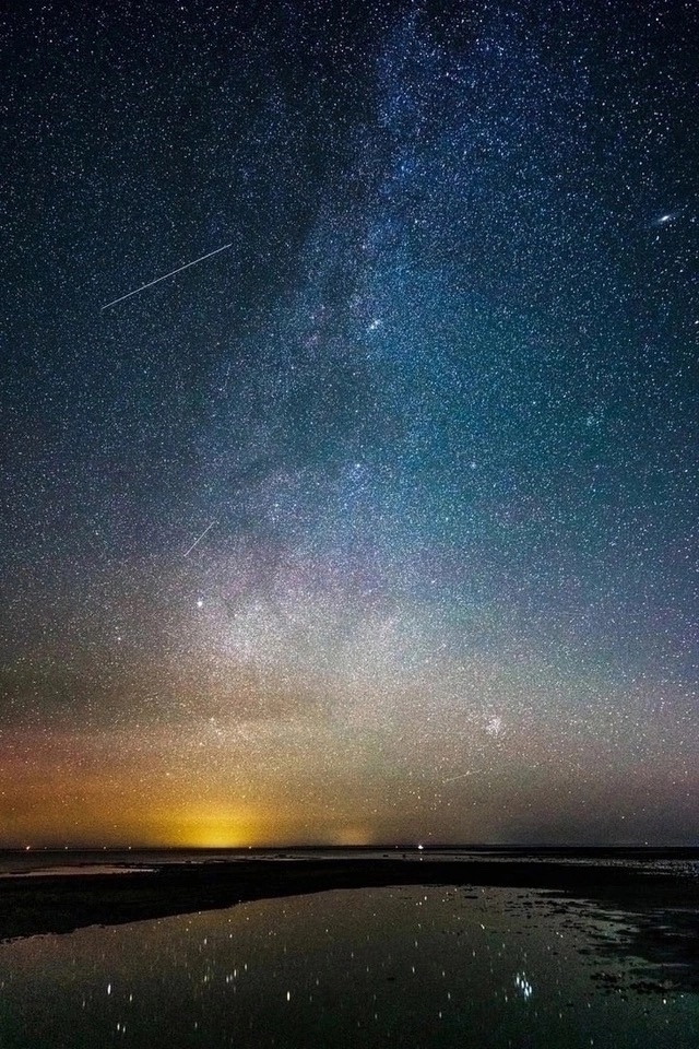 Осенняя ночь на Рыбинском водохранилище ✨ 📷 Алексей...