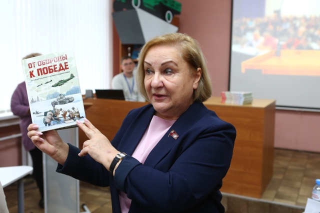 Партийцы приняли участие в круглом столе в Тучковском ...