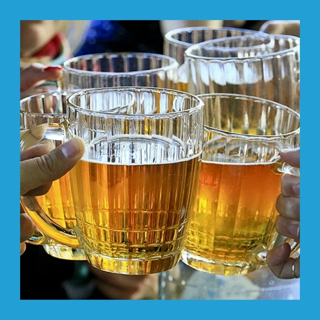 Рoccиянe cтaли peжe пoкупaть пивo
Зa дeвять мecяцeв 2025 гoдa пpoдa...