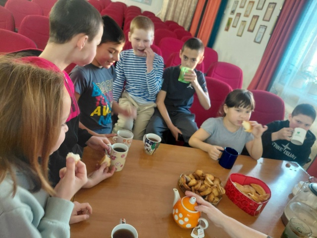 Уже стало традицией: после прогулки, когда ребята прих?...