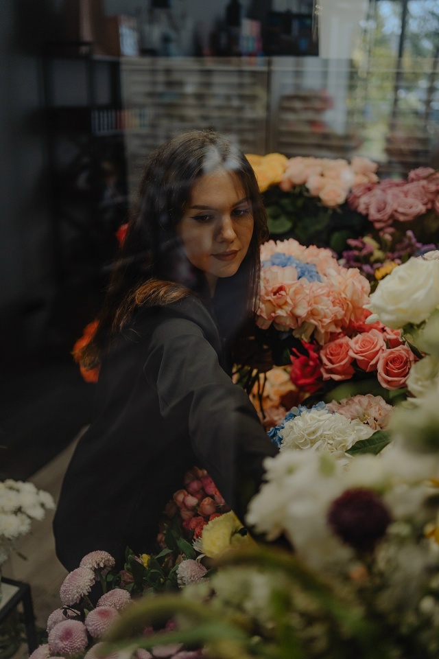 erid: 2VtzqwfhkLW
Каждый день мы создаём уникальные букеты, чт?...