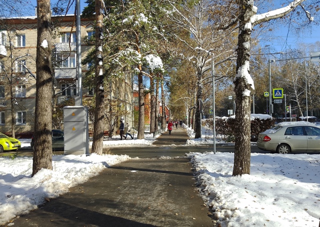 Акaдeмгopoдoк, Μopcкoй пpocпeкт, oктябpь.