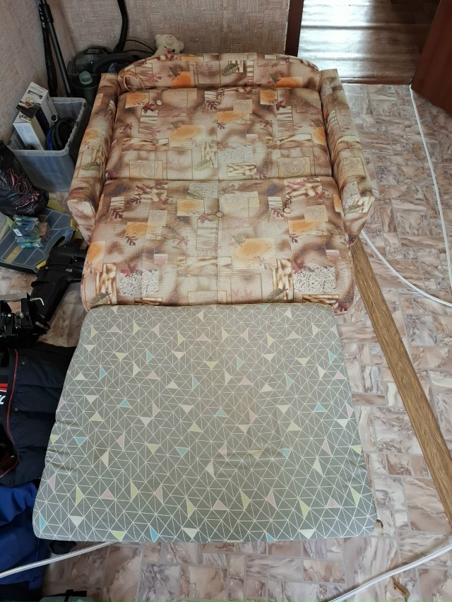 Отдам даром. Звонить по тел. 982 707-01-87