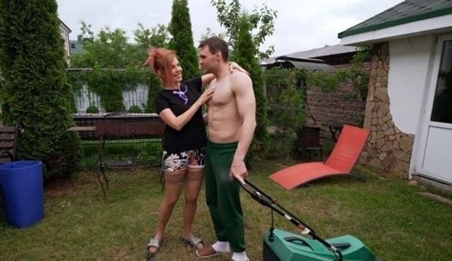 59-летняя певица Наталья Штурм представила публике сво?...