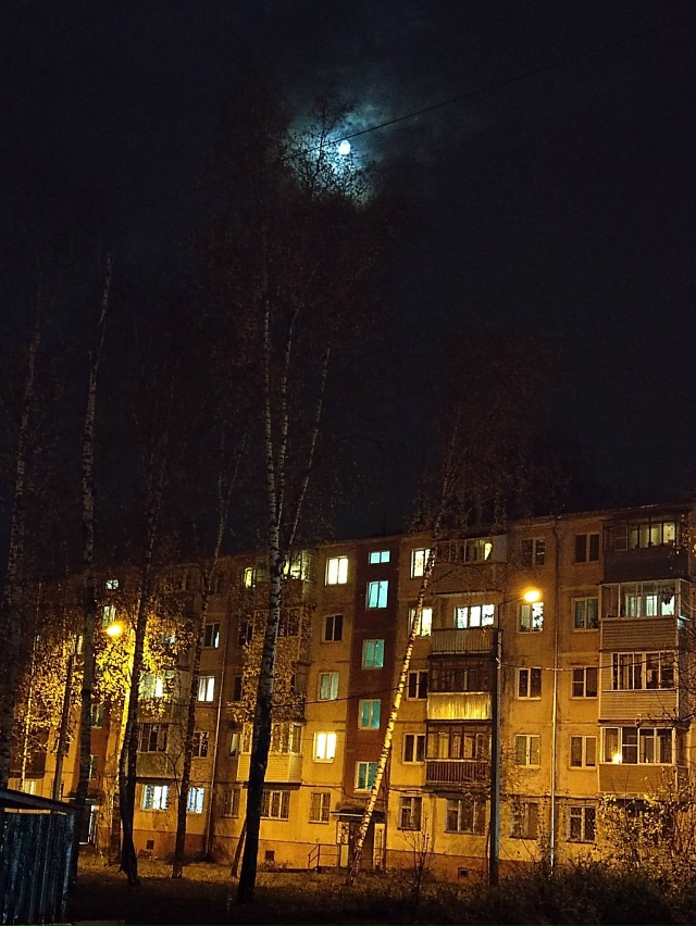 Доброй ночи, Орехово-Зуево!
📸Михаил Никонов