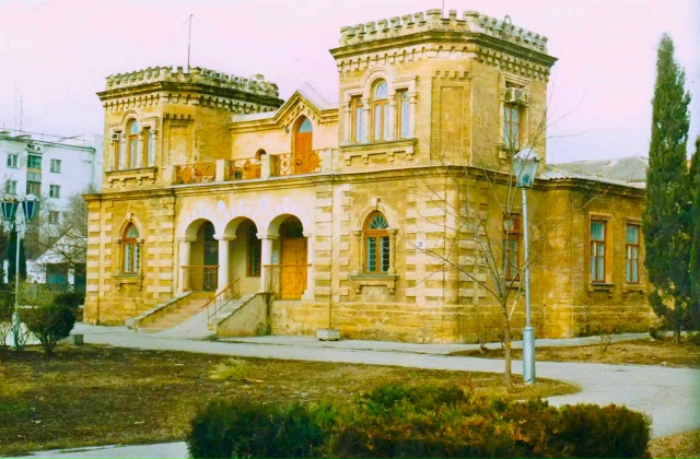 Евпатория 1980-89 – Дача купца Волкова, 1985, 1988 (фото Сергей...