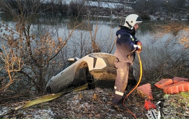 В субботу, 6 декабря, в Кунгуре произошло дорожное прои?...