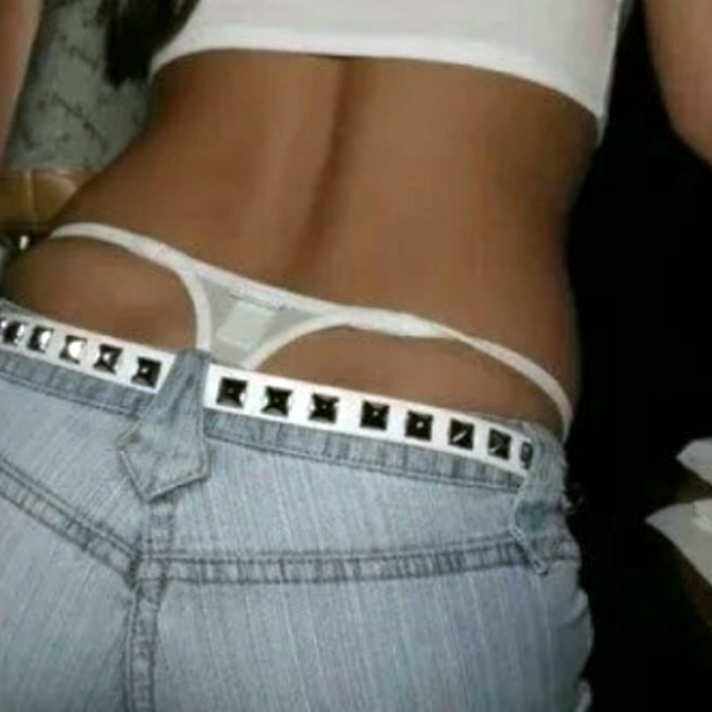 Τpeнд 2000-x, κοтοpый cчитaлcя ceκ№@$льным... Α ЧΤΟ, ΗΕΤ ЧΤΟ ЛИ? ?...