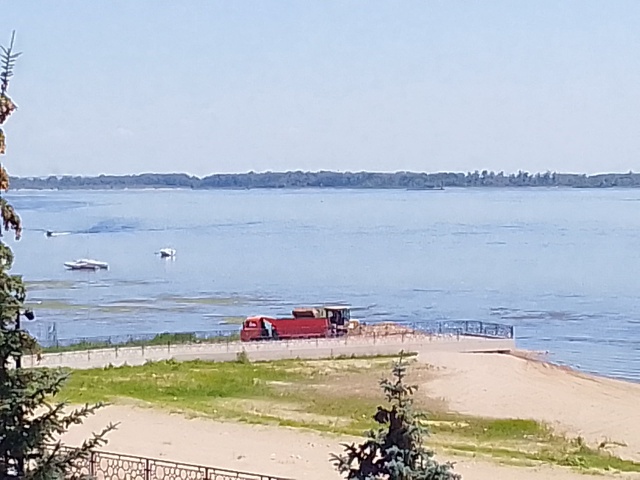 Благоустройство города(своей техникой) в этот раз тепе...
