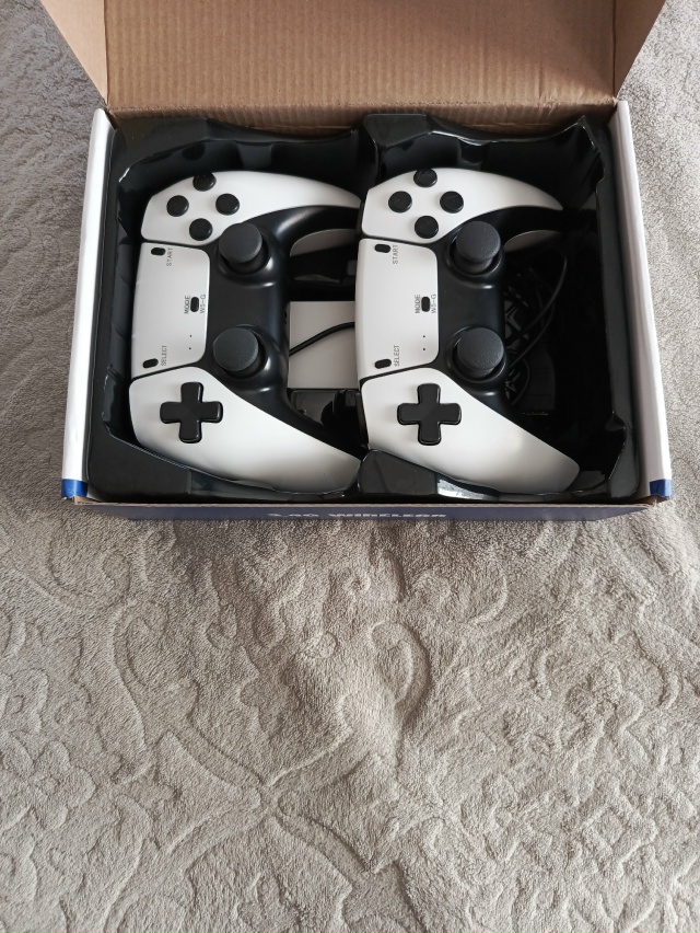 Анонимно. Продам игровую приставку денди лежит по не н...