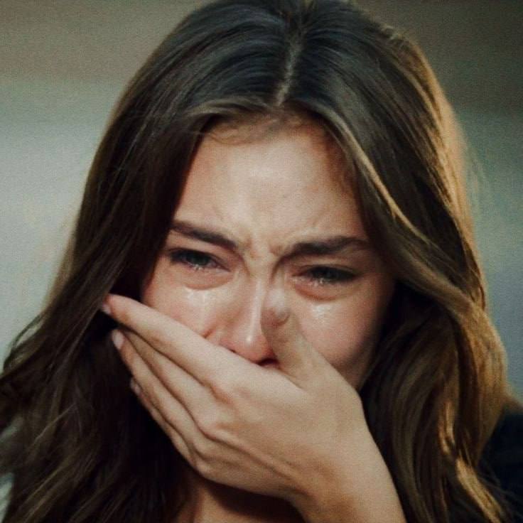 Когда поняла, что в этом прогнившем мире, полном эгоистичных девушек, которые хотят жить только для