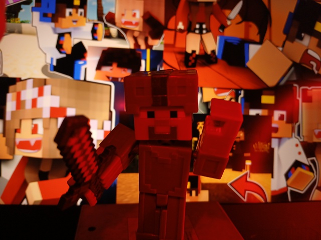 Вот нафоткал красивые фоточки стива на фоне Евгена Бро