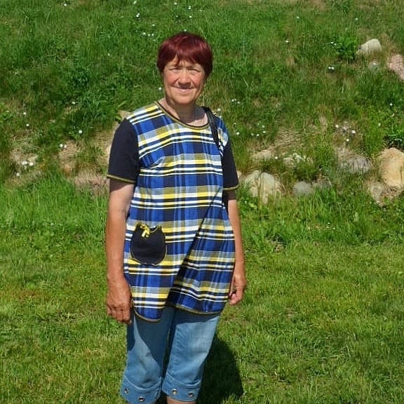 Наша любимая бабулечка-крастулечка! Желаем тебе в перв...