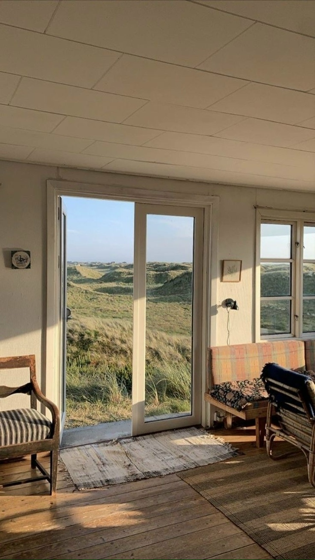 Выходной - это доброе утро переходящее в прекрасный де?...