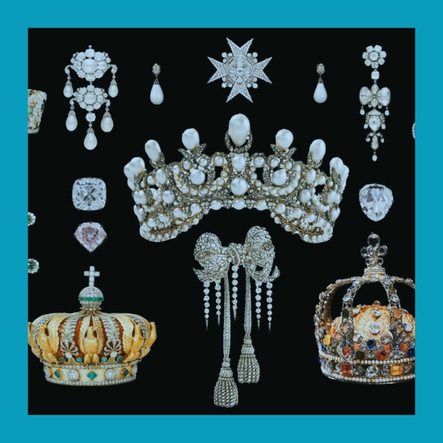 Ограбление в Лувре: неизвестные похитили украшения из ...