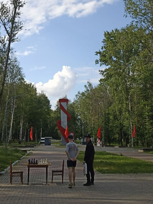 В парке Победы на Липовой Горе вернулись в СССР.
Снима?...