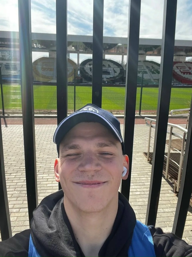 История, в которую трудно поверить, - но это случилось в...