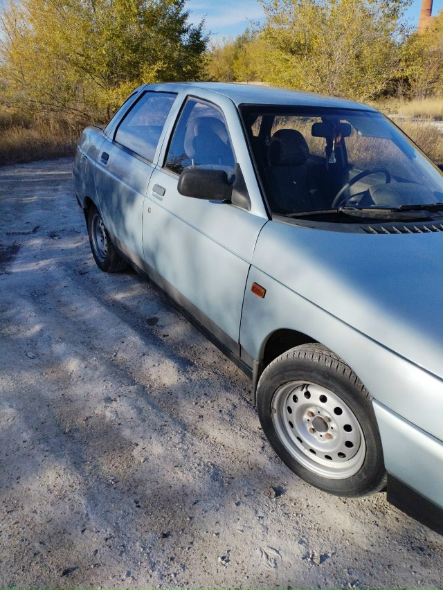 Продам ваз 2110, 2000 года в хорошем состоянии. Звонить по т...