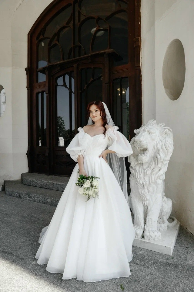 Привет🫶🏻
Готова поделиться фото с нашей свадьбы, рос...