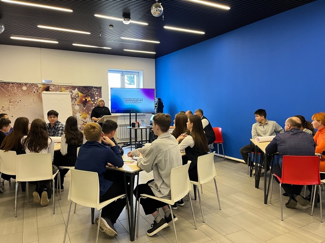 13 октября прошел отборочный этап кейс-чемпионата «Кра?...