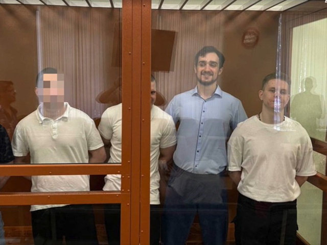 Вынесен приговор участникам неонацистского сообществ...