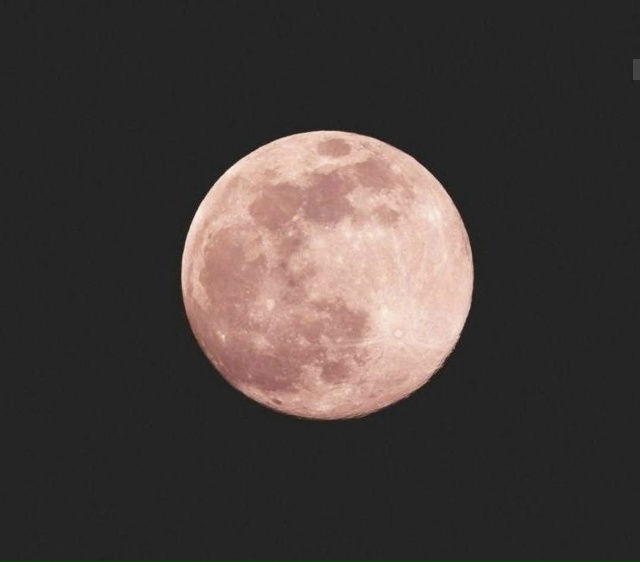 Готовьтесь! 5 декабря нас ждёт мощное суперлуние — Лун?...