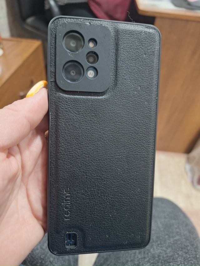 Найден телефон. Пишите в лс