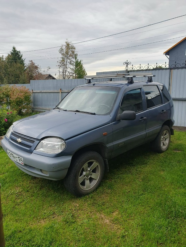 ПРОДАЁТСЯ.
CHEVROLET NIVA 212300, 2008 г. в. (Максимальная комплект?...
