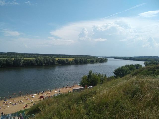 Обидно за Колычевский пляж. 🏖
Убого как-то. Все деньги...