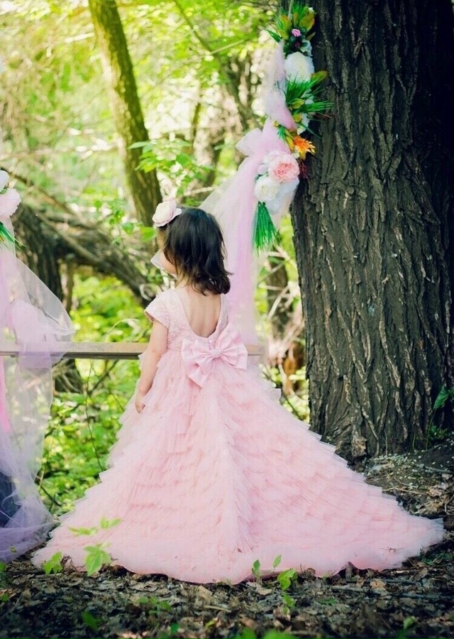 Аренда детских и взрослых платьев на мероприятия и фот...