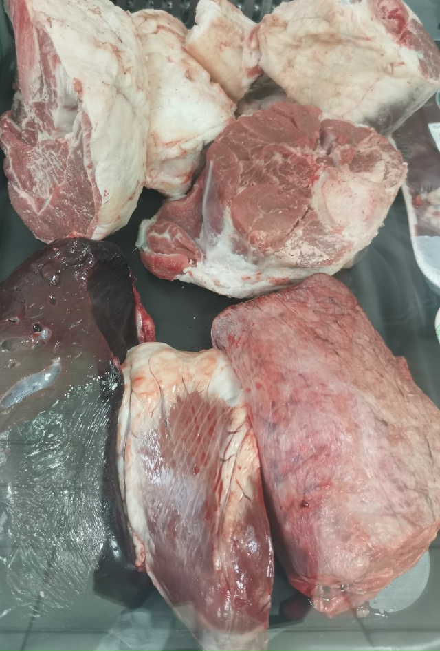 Анон
Поступление свежего мяса говядина, куры, гуси, суп...