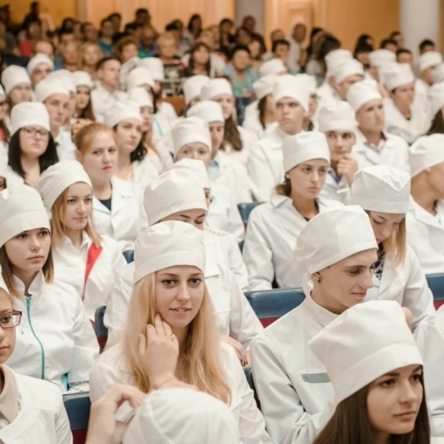 После вступления в силу закона о трёхлетней обязатель?...