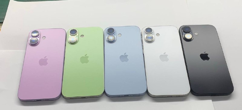 ВСЕ цвета iPhone 17 слили в сеть! Фотографию закинул инсайдер Сонни Диксон. Базовые версии — в споко