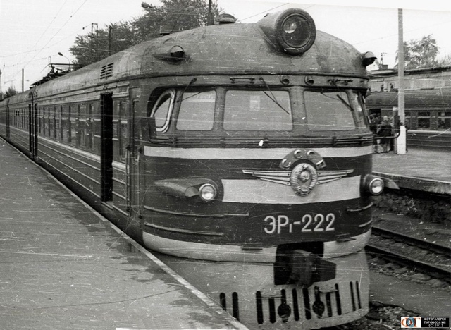 1983 год. Электричка ЭР1 на Балашиху в тупике Горьковског...