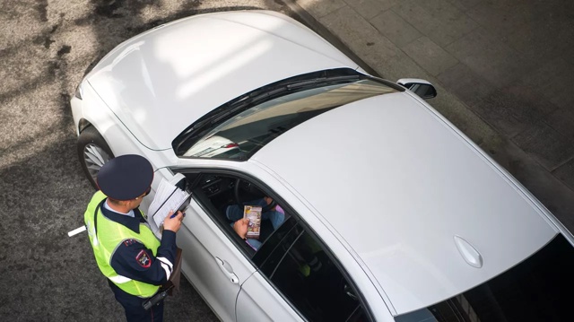 В России разрешили забирать машины за пьянство.
Справ?...