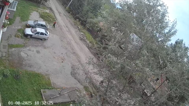 У нас в городе происходит очень прекрасное событие, пр?...