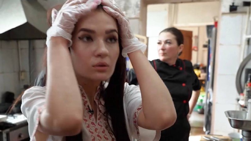 Посоветуйте курсы по уверенности в себе, которые прошла Галина Кайданович))
Она разнесла Ивлева — в