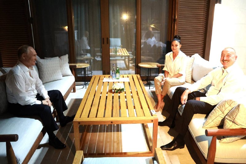 Два источника «Незыгаря» рассказали, что Владимир Путин встречался с Павлом Дуровым во время ужина с