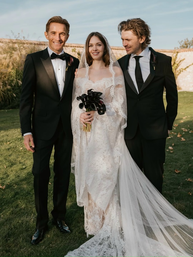 Свадебный образ Стеллы Бандерас 🤍
Давайте рассмотри?...