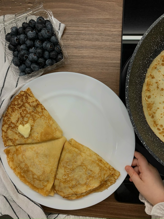 Дети сразу и непринужденно осваиваются со счастьем, иб...