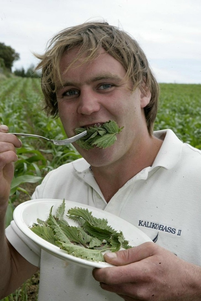 28-летний Майк Хоббс – садовник из Уэст Найтона, Дорсет,...